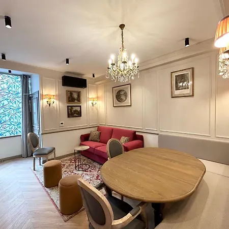 Apartment Merveil - Signature - Tour Eiffel - Bourgogne Paris