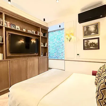Merveil - Signature - Tour Eiffel - Bourgogne Apartment Paris
